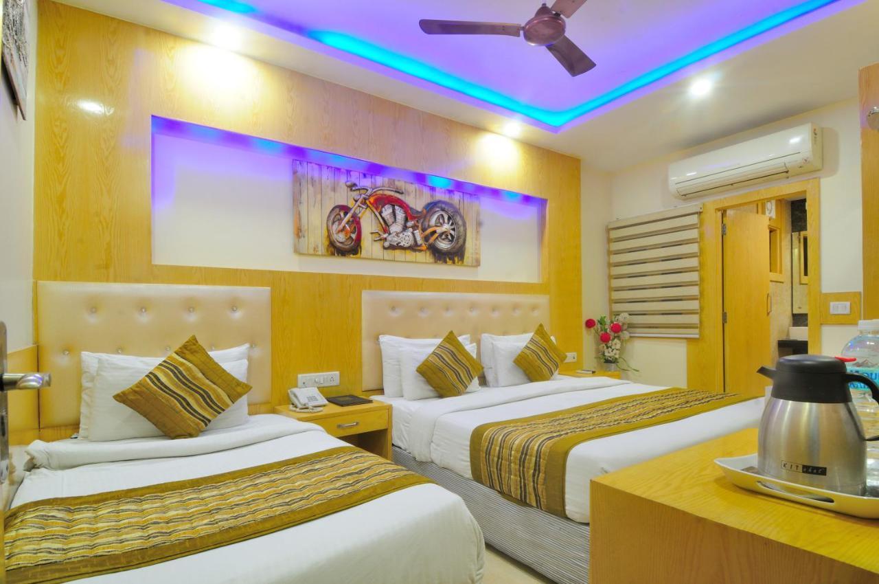 Hotel Prince Palace Deluxe - Paharganj - Yeni Delhi Dış mekan fotoğraf