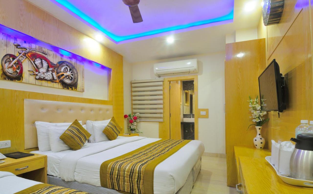 Hotel Prince Palace Deluxe - Paharganj - Yeni Delhi Dış mekan fotoğraf