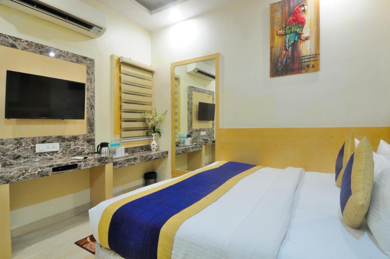 Hotel Prince Palace Deluxe - Paharganj - Yeni Delhi Dış mekan fotoğraf